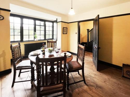 The Vintage House by The Suffolk Cottage Collection - image 4