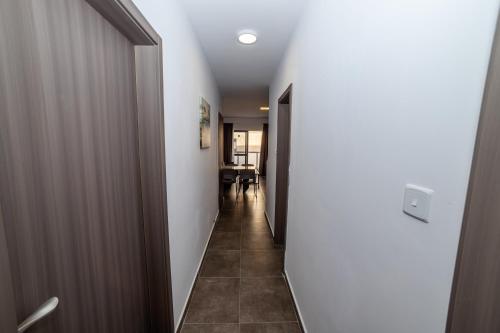 Charming Apartment with Country view 2BR - by HostMT 5