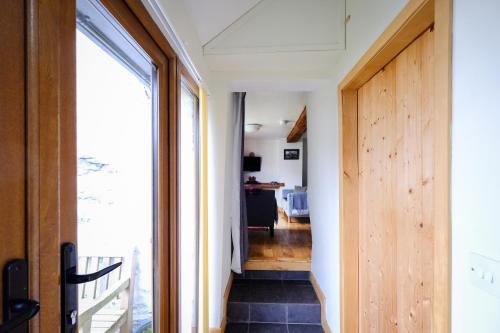 Rhyd Y Geifr, Cosy Barn Conversion in Maerdy in Llangwm (Conwy)