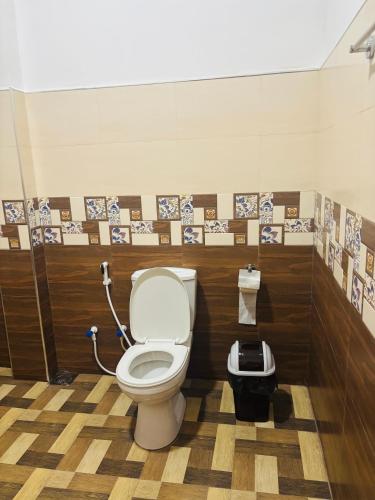 Triple Room with Balcony image 3