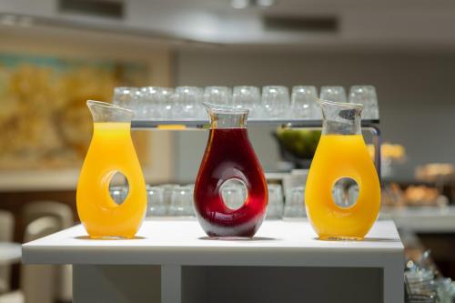 Barcelona Hotel Colonial - image 2