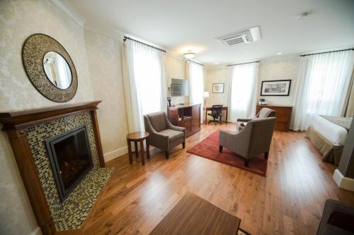 62438984 Hume Hotel & Spa