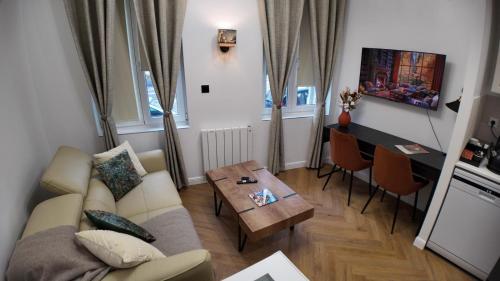 Bienvenue à Stella di VAROS — other in 170 Route des Romains, Strasbourg, 67200, France