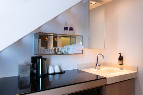 スタジオ M ホテル5