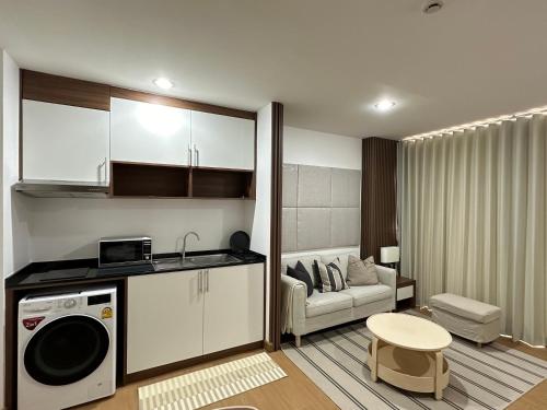 6th Avenue Sukhumvit BKK 302 BTS Asoke & Nana MRT Sukhumvit, Bangkok (photo 10)