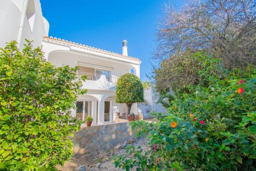 99 ADM Casa Mendes - Fabulous townhouse in Vale de Centianes