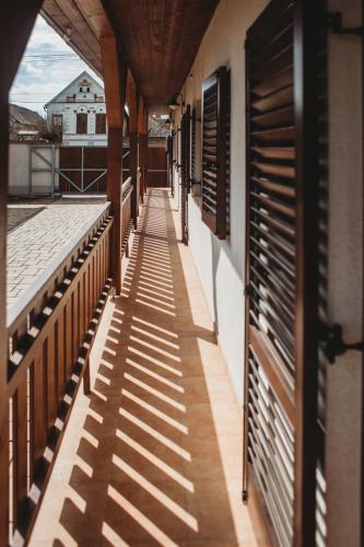 Maushaus, Véménd (foto 7)