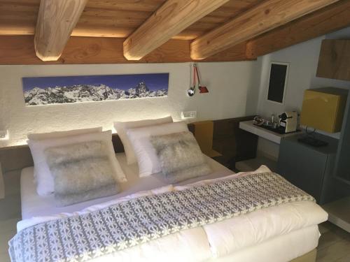 4478 Mountain Lodge