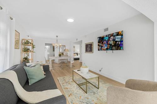 Spacious House Surrounded by Great Culture in Miami, USA