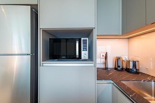 Address JBR: Beachfront Bliss & Sky-high Luxury - image 3