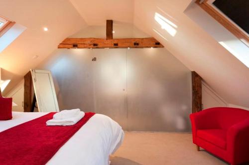 Dbs Serviced Apartments - image 9