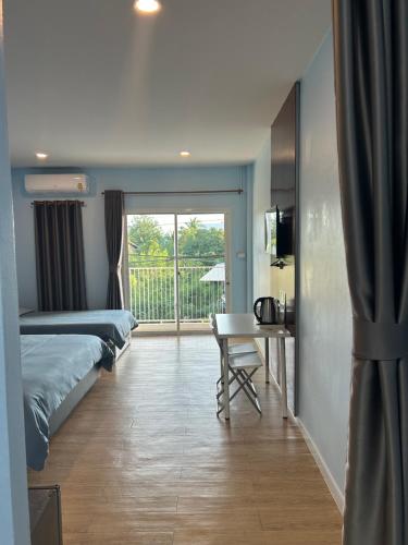 View, Y Apartment - วายอพาร์ทเม้นท์ in Ta Phraya