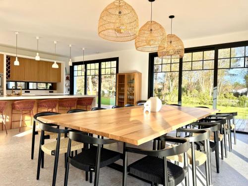 Villa prestigieuse et sa piscine intérieure gîte à louer Golf Gujan-Mestras