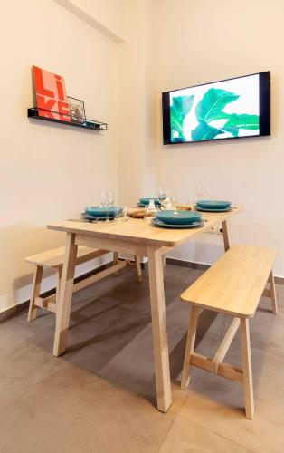 2 Bedroom Apt with Secret Garden In The heart Of Athens, Ateny (zdjęcie 7)