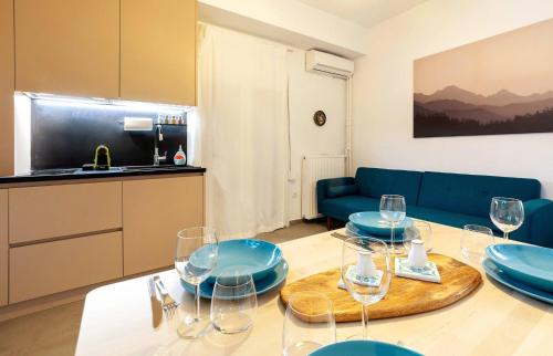 2 Bedroom Apt with Secret Garden In The heart Of Athens, Ateny (zdjęcie 10)