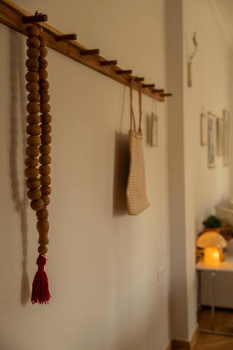 Stylish cozy artistic Athens apartment - image 5