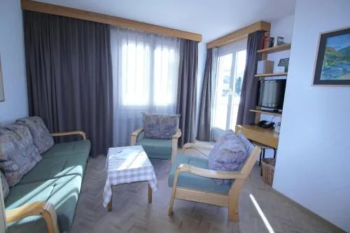 Residenza Lagrev 2 Zimmerwohnung Nr 014 - Typ 21B - Hochparterre - Süd in Sils im Engadin, Schweiz