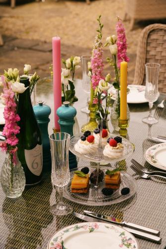 The Close Hotel - image 2