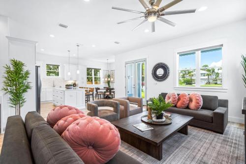 Marl-Inn Blue in Destin, USA