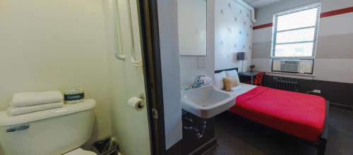 Deluxe Double Room with Half Bathroom