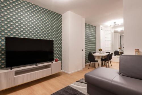 Two-Bedroom Deluxe Apartment