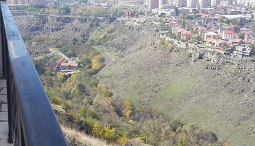 Ossanna Hotel – Yerevan