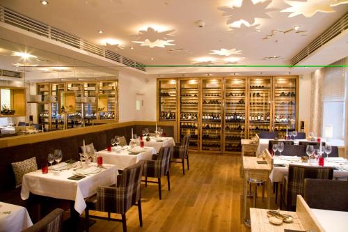 Restaurant, Alpin Lifestyle Hotel Lowen & Strauss in Oberstdorf