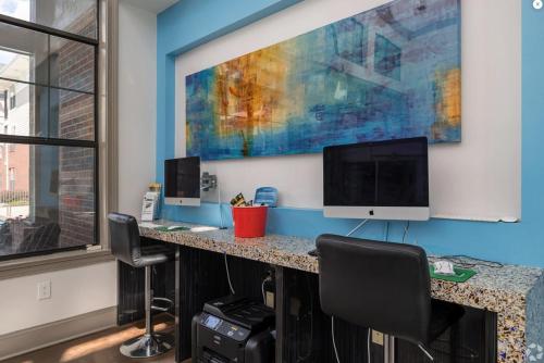 Landing at Monroe Place - 1 Bedroom in Direct Placeholder Neighborhood in Ansley Park