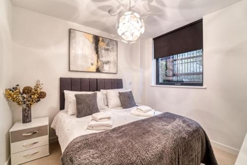 Luxurious 3-Bedroom Apartment, Birmingham (photo 10)