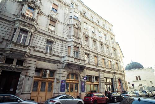 Central Studio - image 2