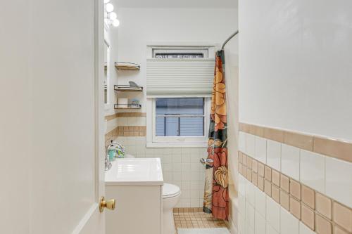 7 Mi to Downtown Minneapolis Home with Fire Pit! in Richfield (MN)