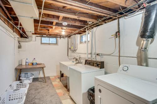 7 Mi to Downtown Minneapolis Home with Fire Pit! in Richfield (MN)