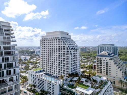 Elegant Beachfront Condo - Your Perfect Getaway! Elegant Beachfront Condo - Your Perfect Getaway!