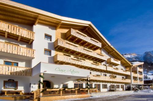 Family and Wellness Residence Ciasa Antersies - Accommodation - San Cassiano