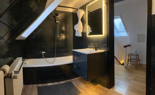 Ferienwohnung Soltau Parkplatz, Dachterrasse, Klimaanlage, 5 Gäste, Soltau (photo 5)