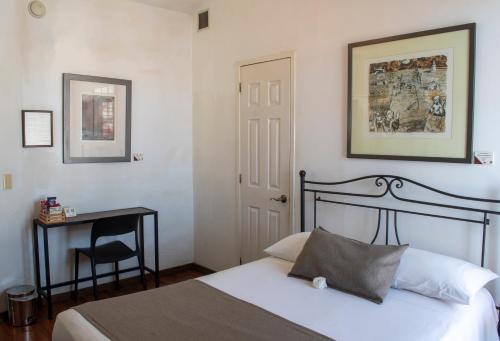 Pórtico Hotel & Galería Room Type - Standard Queen Room