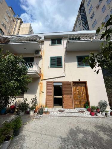 Dedi Apartments 3 - image 2