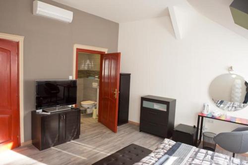 OktoHome Suite - image 9