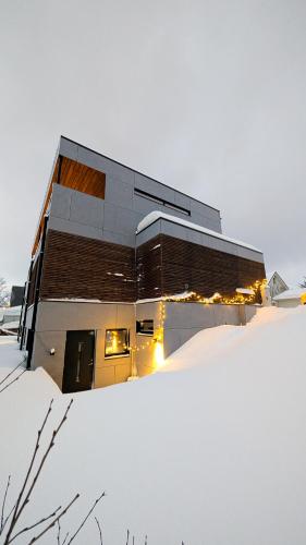 New apartment on top of Tromsø - Tap to explore photos