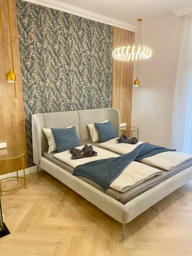 Buda Suite I Hill Charm I 3 Bedroom I Self Check-In, Budapest