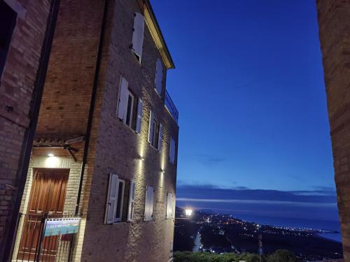 La Casa Di Torre Di Palme