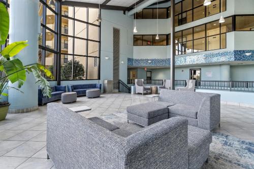 The Phoenix V Resort - image 11