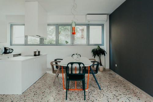 Stylish Suite, by MGM Residencies, Athens (photo 10)