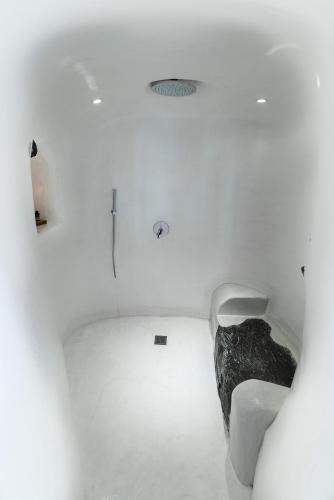 Maregio Suites, Oia (photo 7)