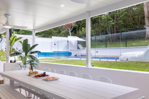 Cloud Nine, 18 Wynne Cres - heated pool, waterviews, beach, Corlette (foto 6)