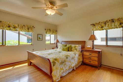 Kailua-Kona Condo with Resort Access and Ocean View!