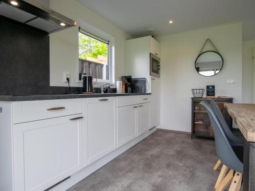 Konyha, De Huismus in Vennewater