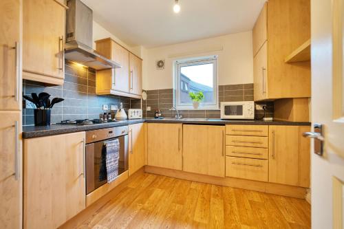 2BR Flat Central Location with Free Parking, Glasgow (photo 5)
