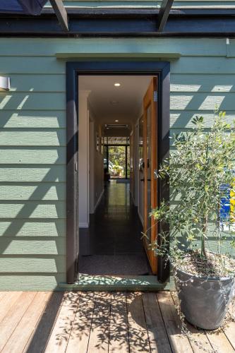 Mike's - A Luxurious Cabin Surrounded By Nature in Kangaroo Valley