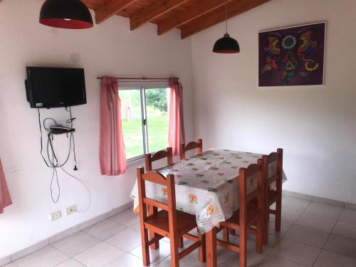 Cabañas Luciano (Cabanas Luciano) in Rio De Los Sauces